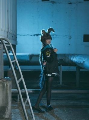 《漂亮的女邻居3》在线观看_720免费观看